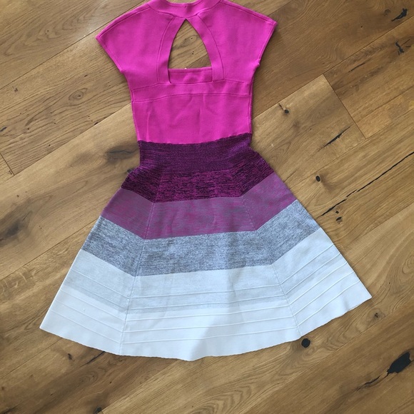 Guess by Marciano Dress - Picture 2 of 3